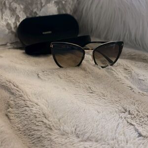 Tom Ford “Simona” cat eye sunglasses